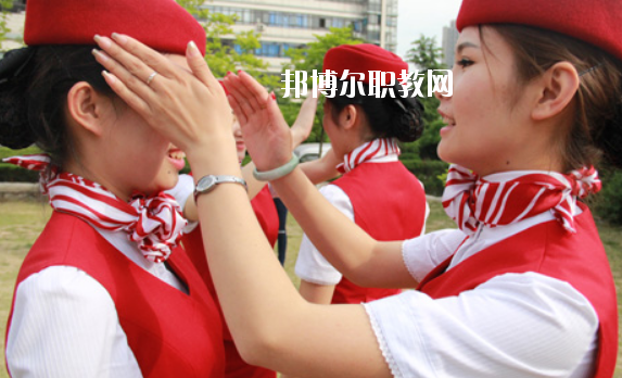 甘肅2020年中專高鐵學校怎么考大專