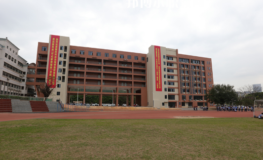 深圳市龍崗區第二職業技術學校地址在哪里