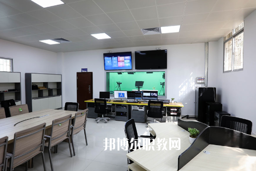 深圳市龍崗區第二職業技術學校怎么樣、好不好