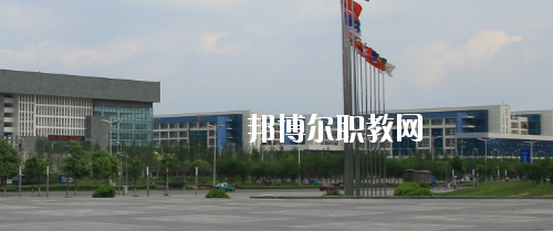 貴陽職業(yè)技術(shù)學(xué)院中職部2020年報(bào)名條件、招生要求、招生對(duì)象