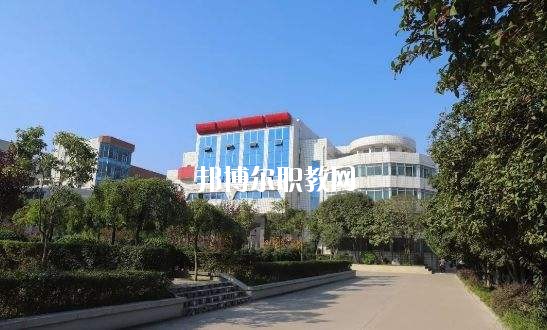 潢川幼兒師范學校2021年有哪些專業