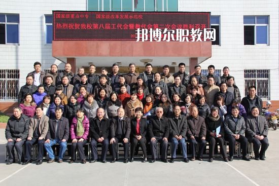 南陽工業學校2021年報名條件、招生要求、招生對象