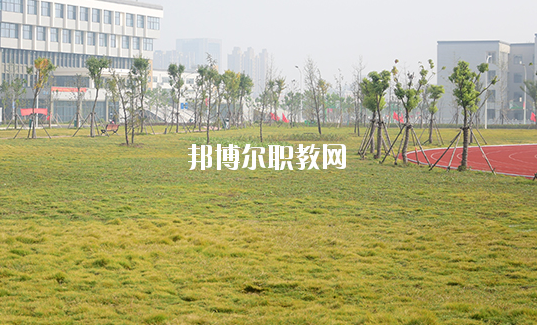 安徽蚌埠技師學院2020年學費、收費多少