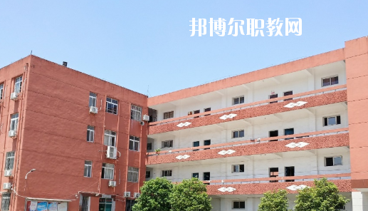 南昌工業技工學校2020年招生辦聯系電話 