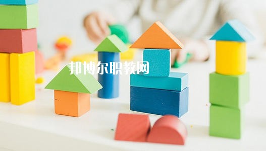 四川2020年初中生能考幼師學校嗎