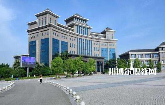 重慶2021年哪個衛校比較好