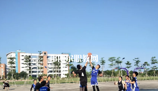 汕頭潮陽區職業技術學校網站網址 