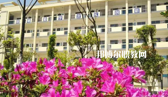 安慶皖江中等專業學校2021年招生辦聯系電話