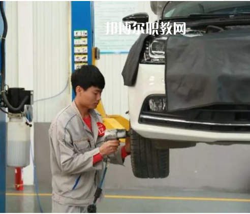 重慶2021年在汽修學校學什么專業好