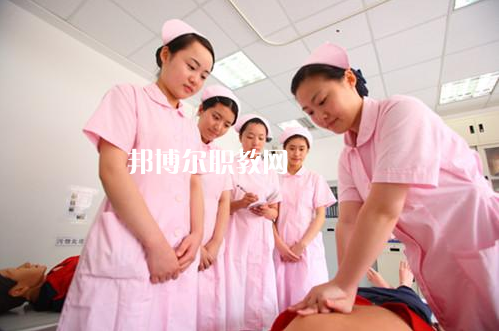 西安2021年女生讀衛校有前途嗎