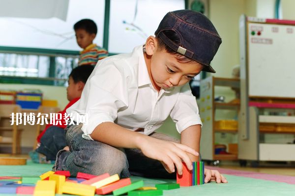 江蘇2021年幼師學(xué)校都有什么專(zhuān)業(yè)適合男生