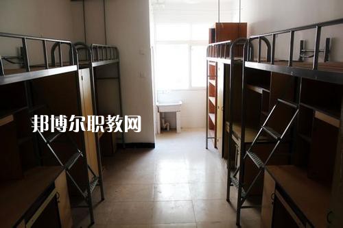 成都華大醫藥衛生學校2021年招生錄取分數線