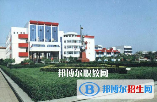 潢川幼兒師范學校2021年報名條件、招生要求、招生對象