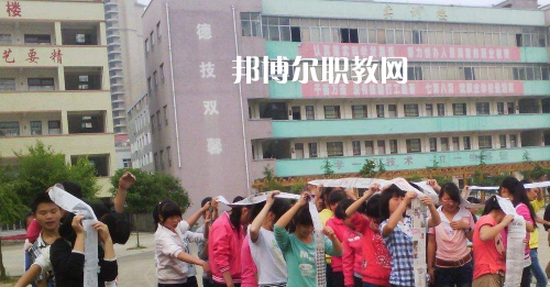 甕安鴻翔中等職業技術學校2021年報名條件、招生要求、招生對象