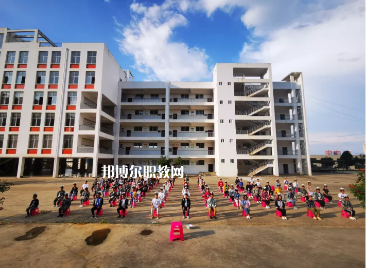 丘北民生職業(yè)技術學校網站網址