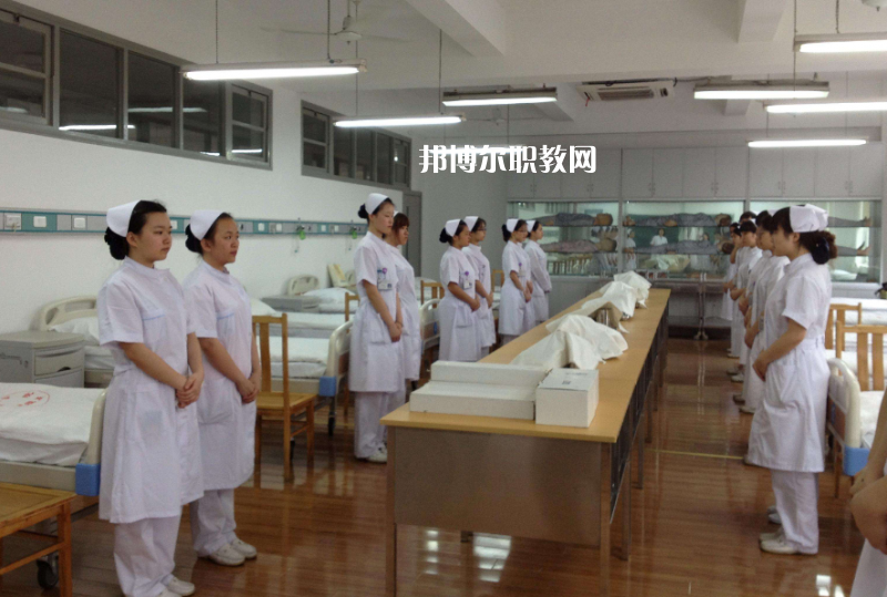 云南玉溪衛生學校2021年招生簡章