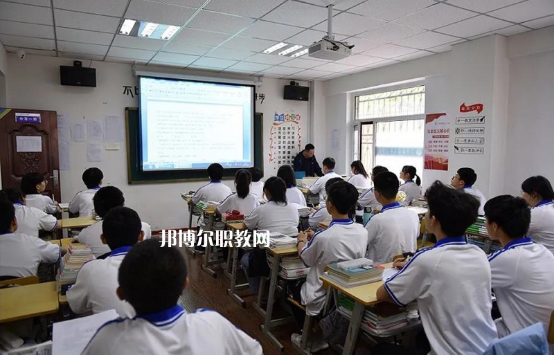 蘭州慈愛實驗藝術職業學校2022年招生錄取分數線