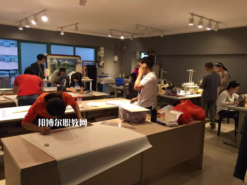 重慶市開州區職業教育中心2022年有哪些專業