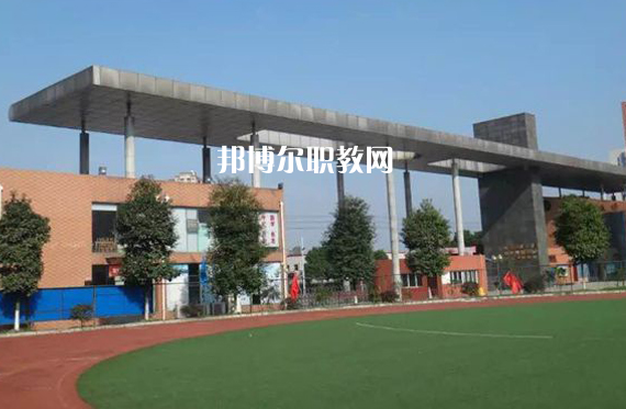 貴州林業(yè)學(xué)校2022年招生辦聯(lián)系電話(huà)