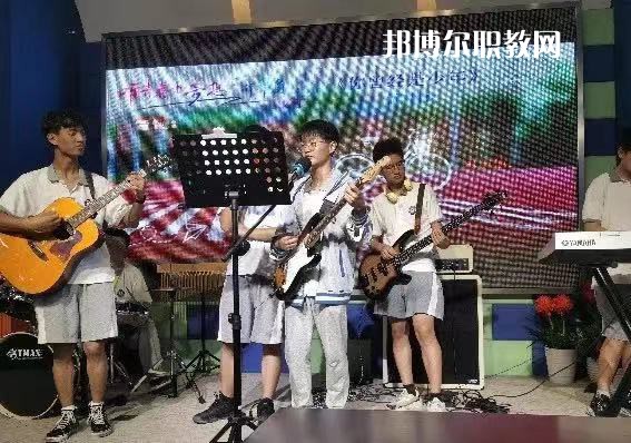 南京中華中等專業學校地址在哪里