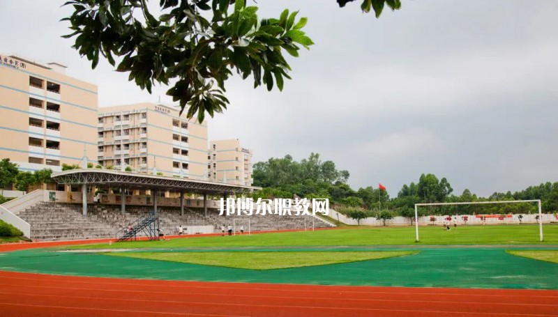 重慶航運旅游學(xué)校2022年報名條件、招生要求、招生對象 