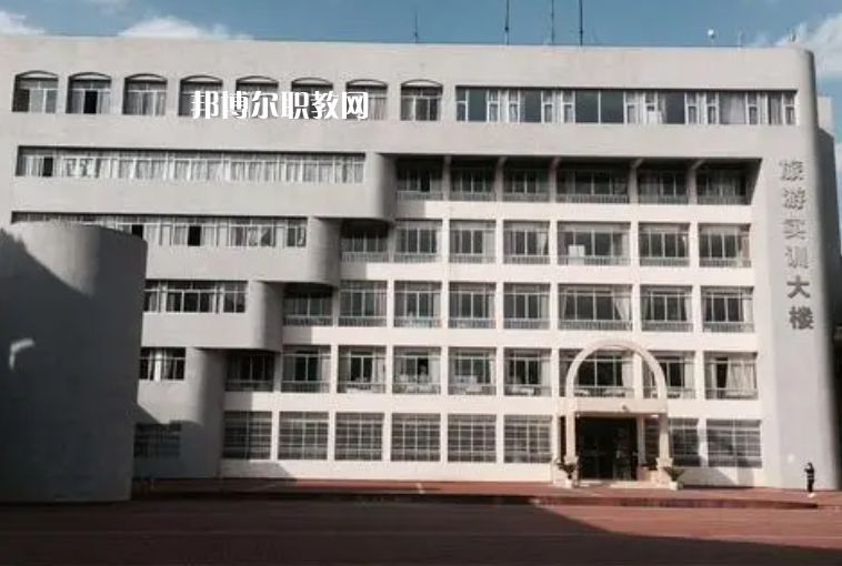 貴陽市女子職業學校2022年收費、學費多少