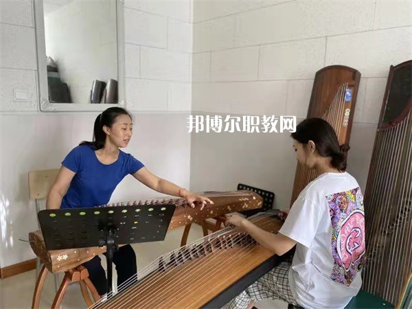 唐山藝術(shù)學(xué)校2022年報名條件、招生要求、招生對象