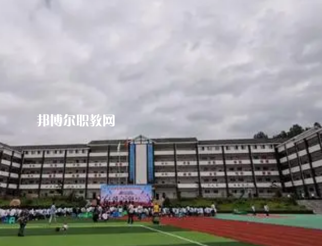 正安縣技工學(xué)校2022年報(bào)名條件、招生要求、招生對(duì)象