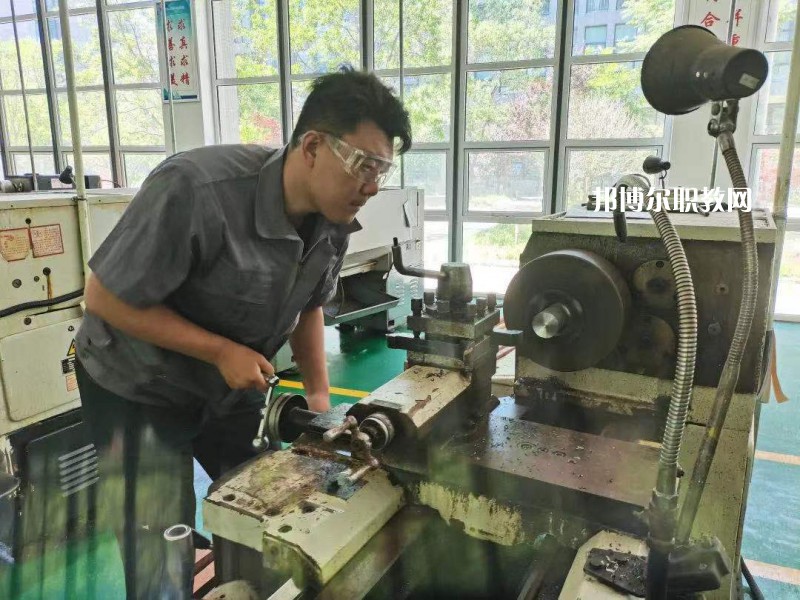 江蘇省新沂中等專業學校2022年有哪些專業