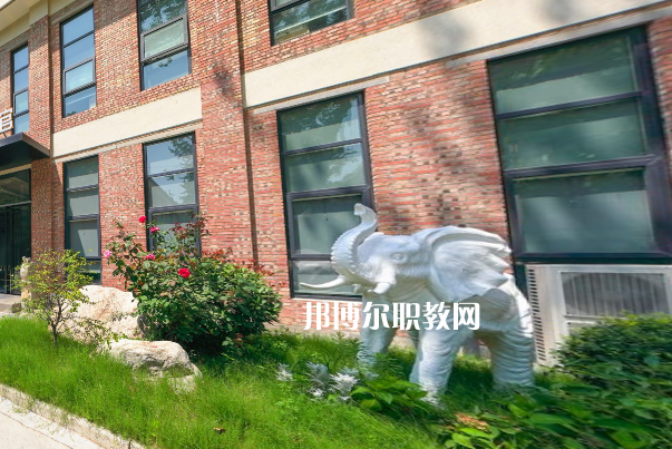 西安萬象職業(yè)中學(xué)2022年報名條件、招生要求、招生對象