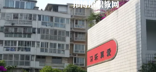 天府成人中等專業(yè)學校2022年報名條件、招生要求、招生對象