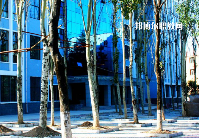 甘肅裝備制造業技師學院2022年招生辦聯系電話