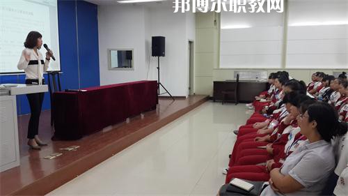 保定女子職業中專學校2022年招生辦聯系電話
