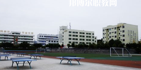閬中江南高級職業中學2022年報名條件、招生要求、招生對象