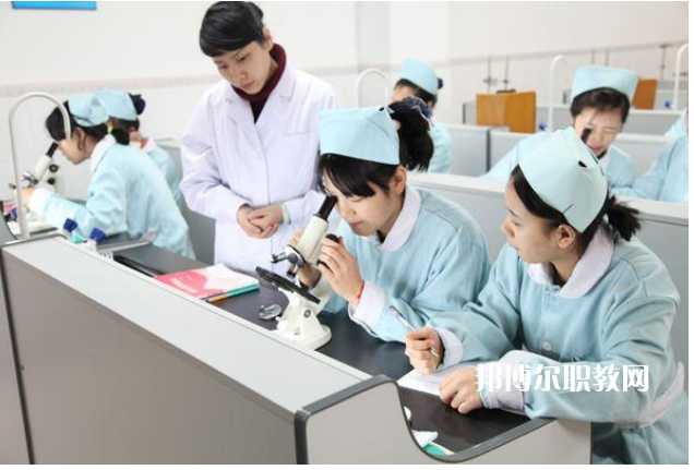 四川涼山衛(wèi)生學(xué)校2022年報(bào)名條件、招生要求、招生對(duì)象