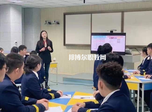 江蘇省大港中等專業學校2022年學費、收費多少