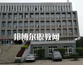 重慶農(nóng)業(yè)學(xué)校2022年報(bào)名條件、招生要求、招生對象