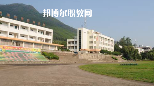 涼山州高級職業技術學校2022年報名條件、招生要求、招生對象
