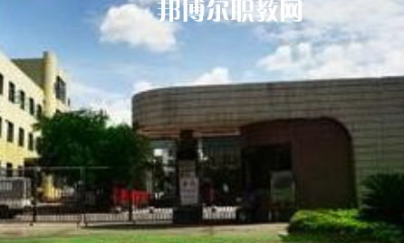 西昌第一職業(yè)技術(shù)中學(xué)2022年報(bào)名條件、招生要求、招生對象