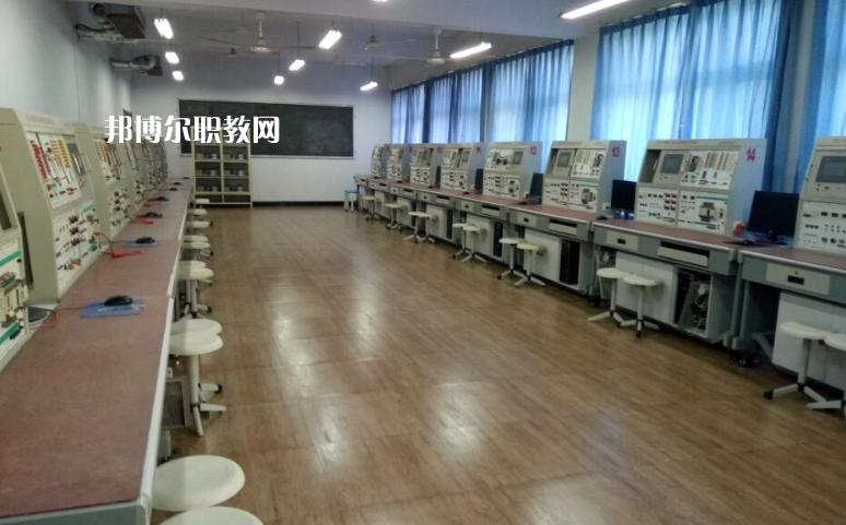 三河市職業(yè)技術(shù)教育中心2022年學(xué)費(fèi)、收費(fèi)多少