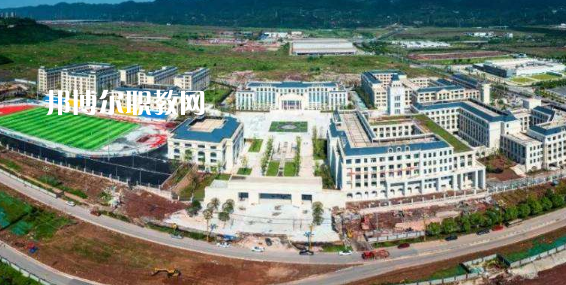 重慶渝北職業教育中心2022年招生辦電話
