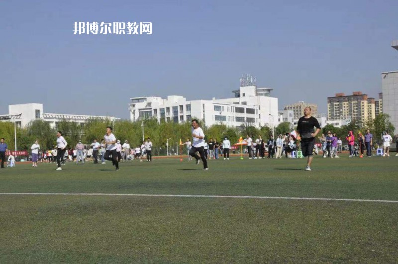 江蘇省淮陰商業(yè)學校2022年報名條件、招生要求、招生對象