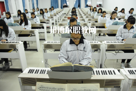 保定幼兒師范高等?？茖W(xué)校2022年報名條件、招生要求、招生對象