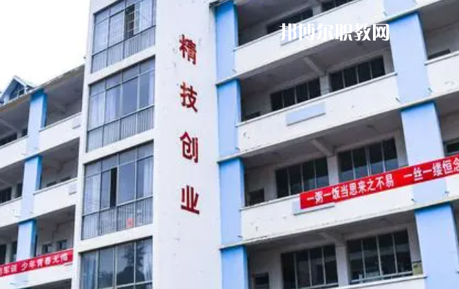 貴州龍里中等職業(yè)學(xué)校2022年報(bào)名條件、招生要求、招生對象