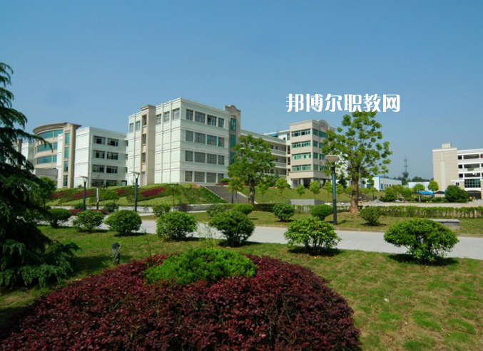 四川瀘州鵬程中等職業學校2022年招生簡章