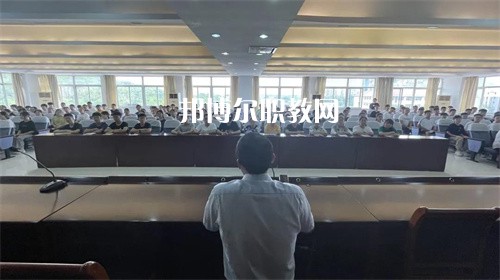 江蘇潤(rùn)州中等專(zhuān)業(yè)學(xué)校2022年招生辦聯(lián)系電話(huà)