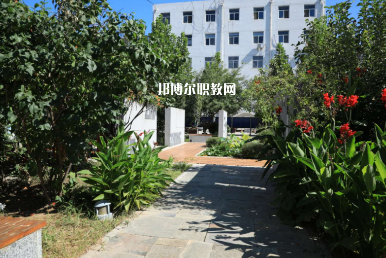 保定市第二職業中學2022年學費、收費多少