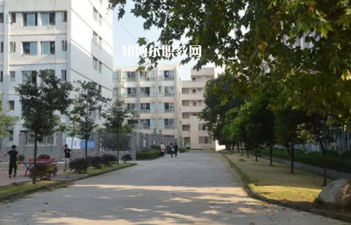 遂寧職業(yè)技術(shù)學(xué)校2022年學(xué)費、收費多少