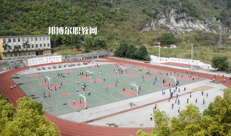 河池衛(wèi)生學(xué)校2022年報名條件、招生要求、招生對象