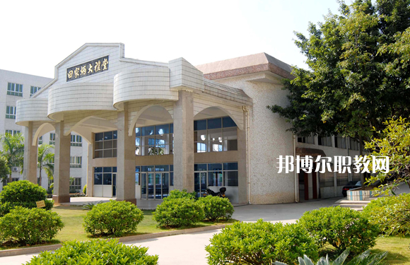 梅州城西職業(yè)技術(shù)學(xué)校2022年報(bào)名條件、招生要求、招生對(duì)象